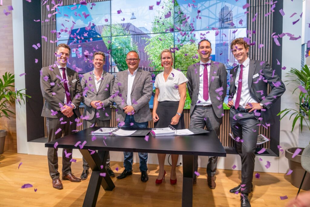 Ondertekening realisatieovereenkomst Mandelatoren in Arnhem