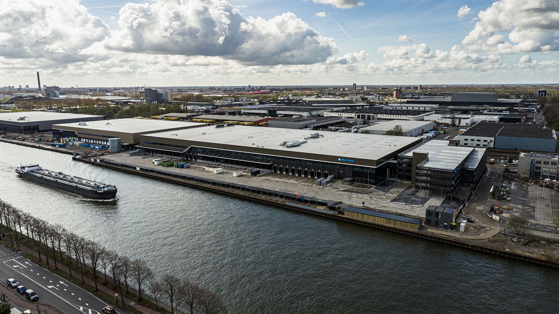 DC UTR06 behoort tot top 10 grootste distributiecentra van Nederland