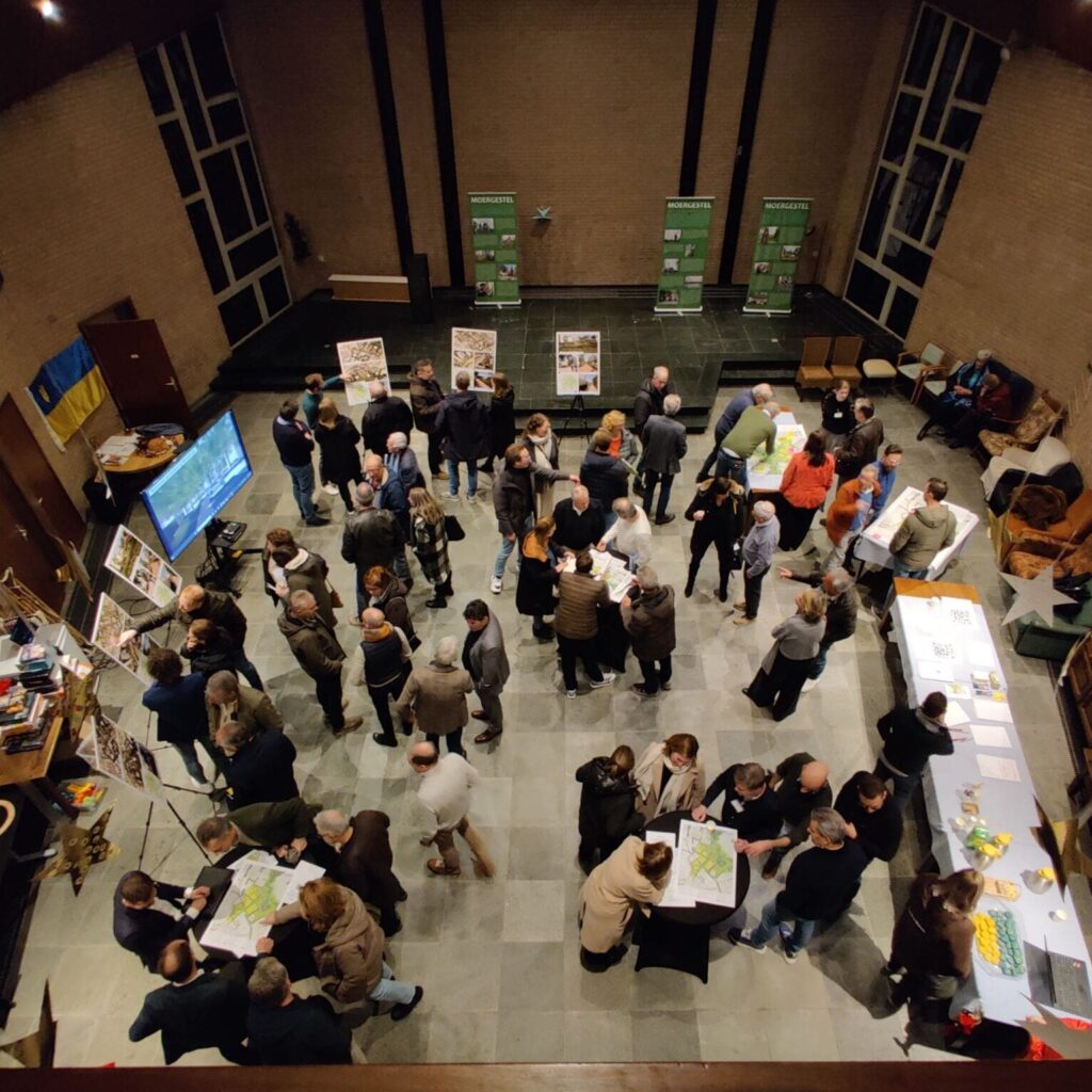 Drukbezochte informatieavond Wonen aan het Beekdal Moergestel-Noord