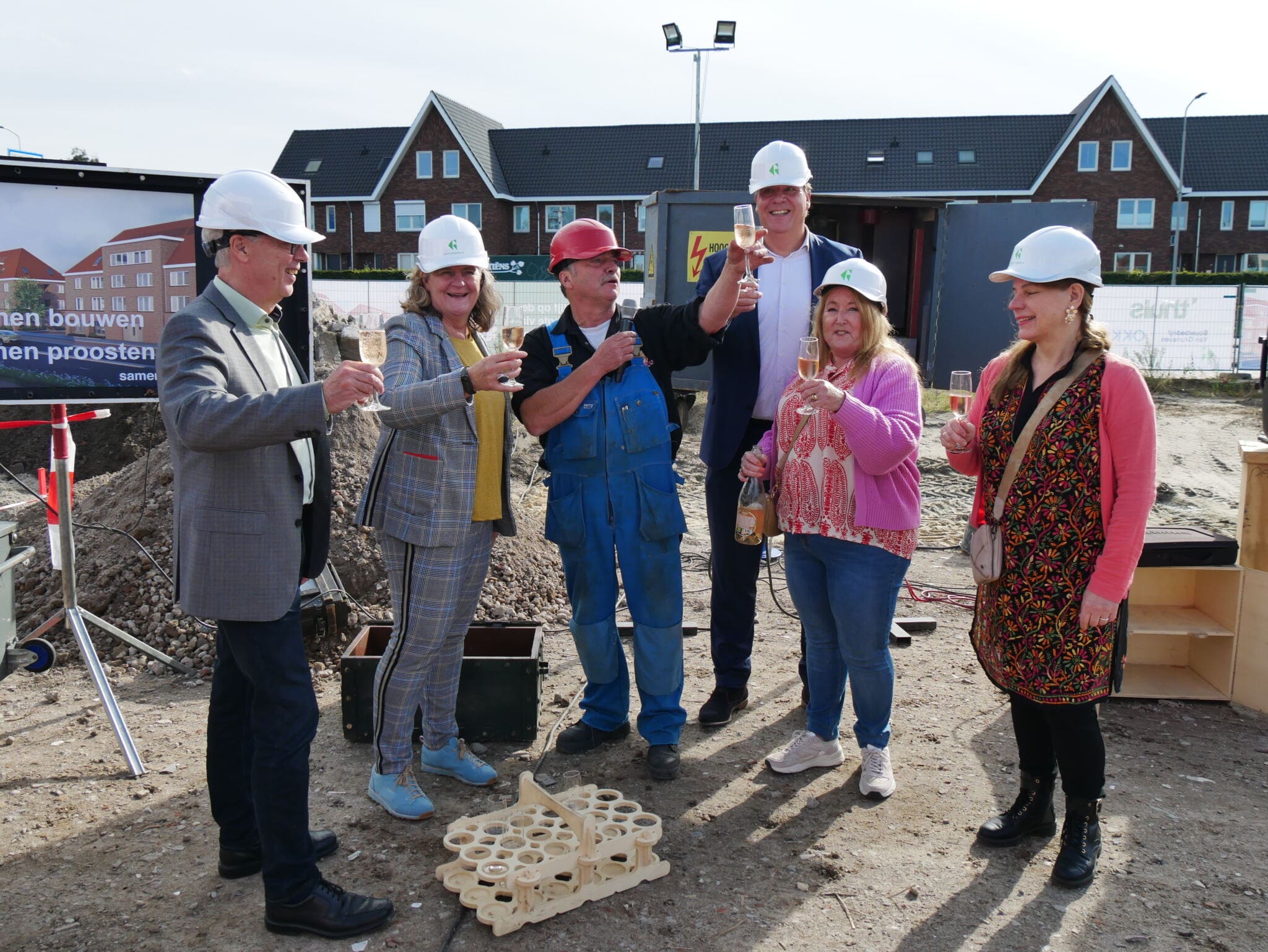 Feestelijke start bouw van 102 appartementen in Eindhoven